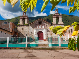Imagen Huanta y Cueva de Pikimachay en Ayacucho ciudad de huanta en peru