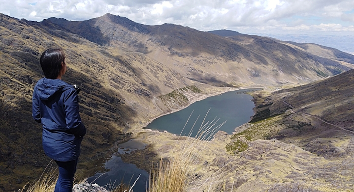 Razuhuillca Lagoons