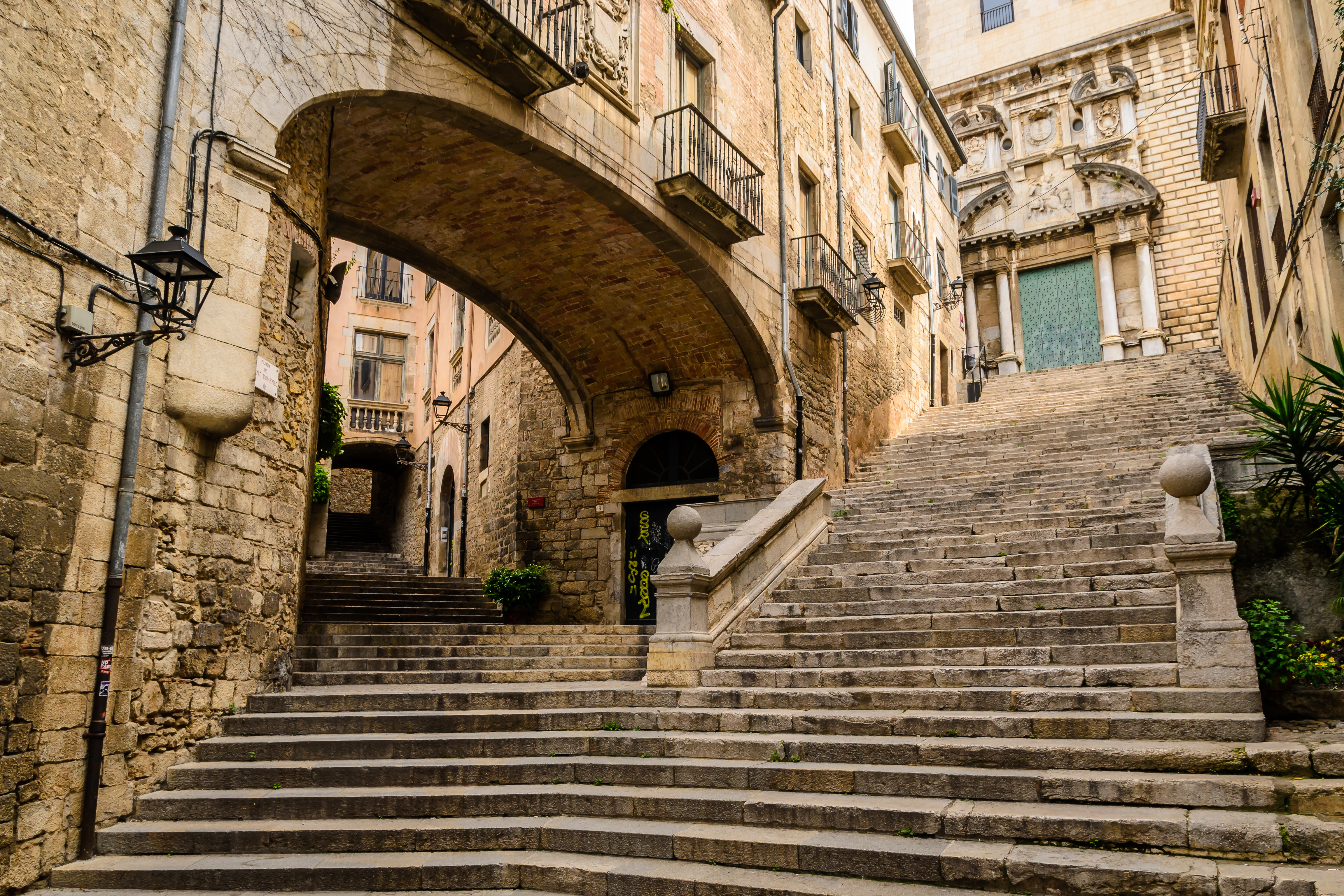 Escaleras en Girona