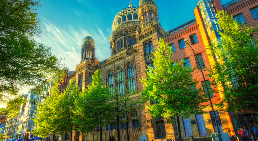 Free Tour Barrio Judío, Patios Interiores y Tercer Reich en Berlín Nueva Sinagoga