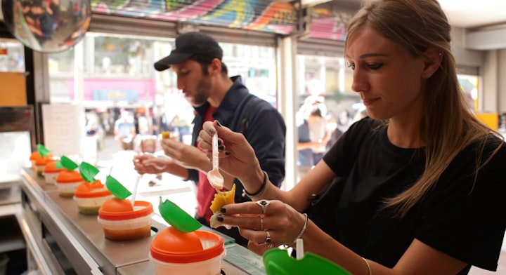 Personas Tour Comida Callejera