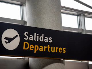 Imagen Transfer Aeropuerto de Bogotá en Bogotá Letrero en aeropuerto