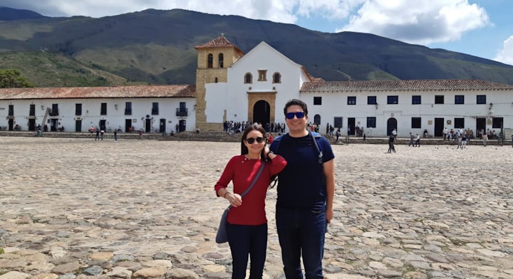 Personas en Plaza Central
