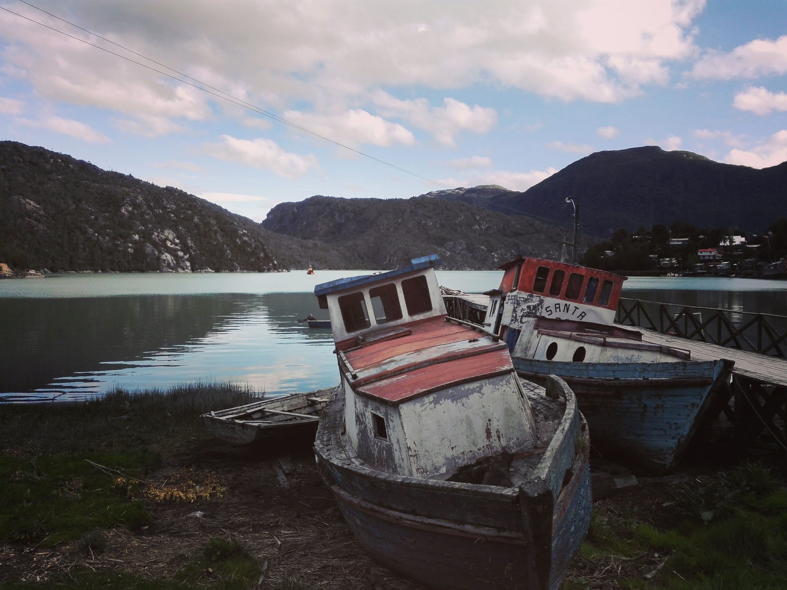 Lanchas en Caleta Tortel