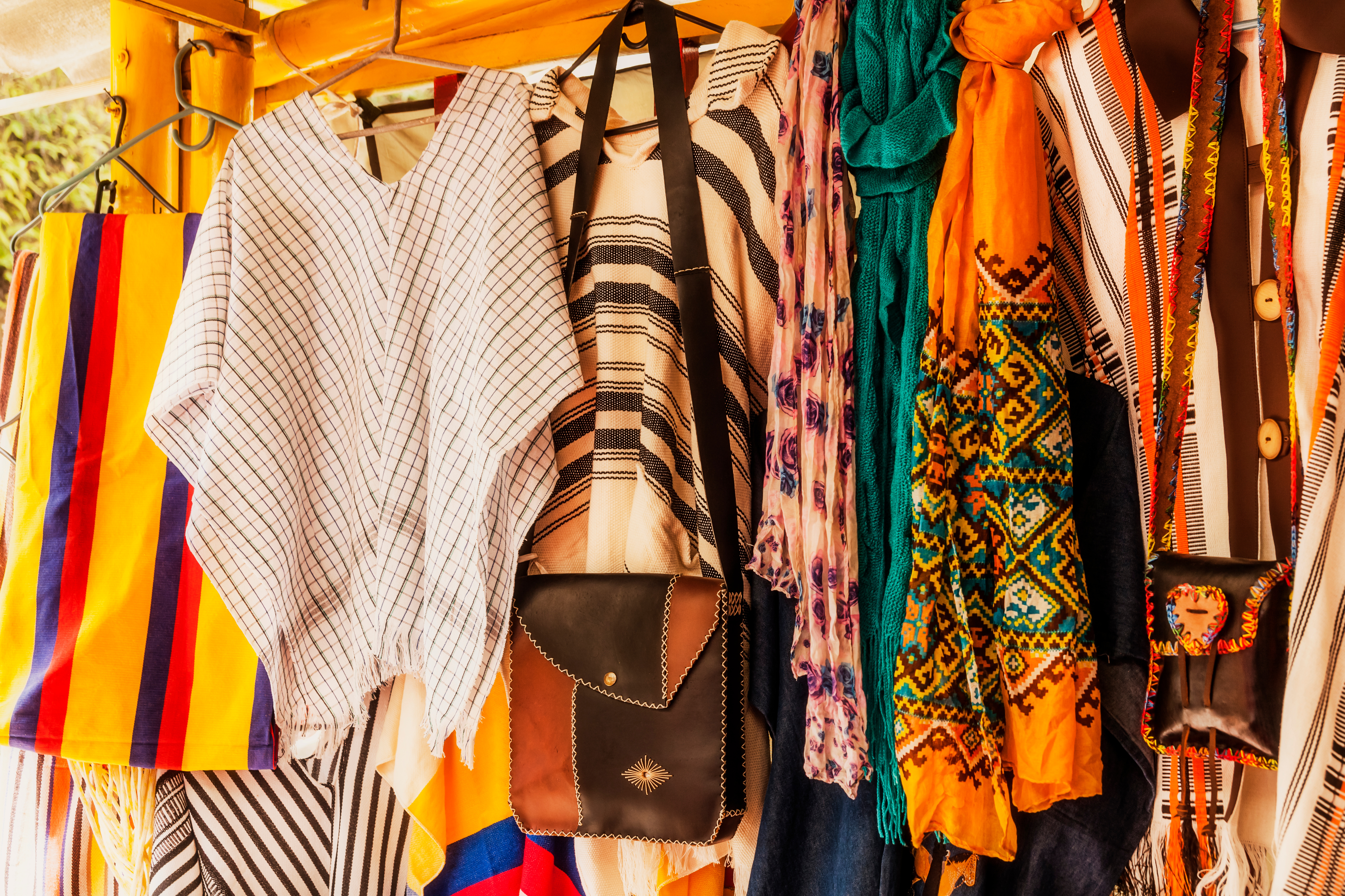 Ropa en Mercado Alameda