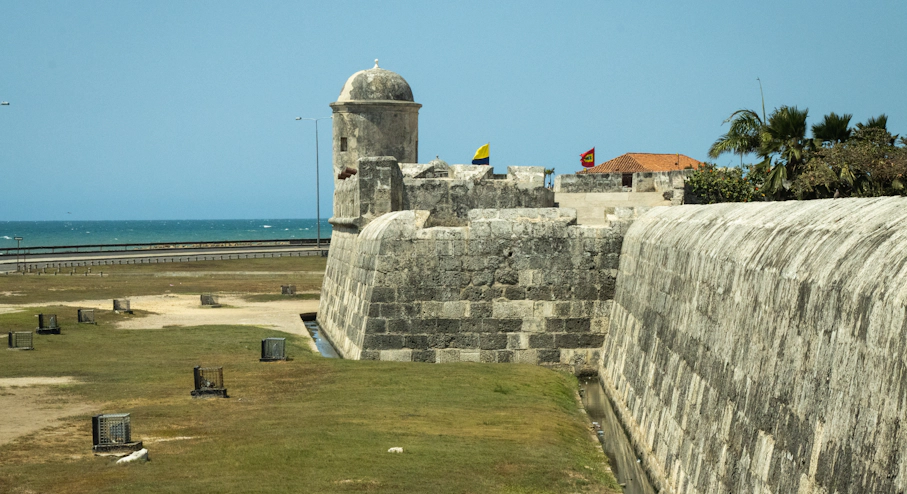 Foto Free Tour por la Ciudad Amurallada en Cartagena Murallas de Cartagena