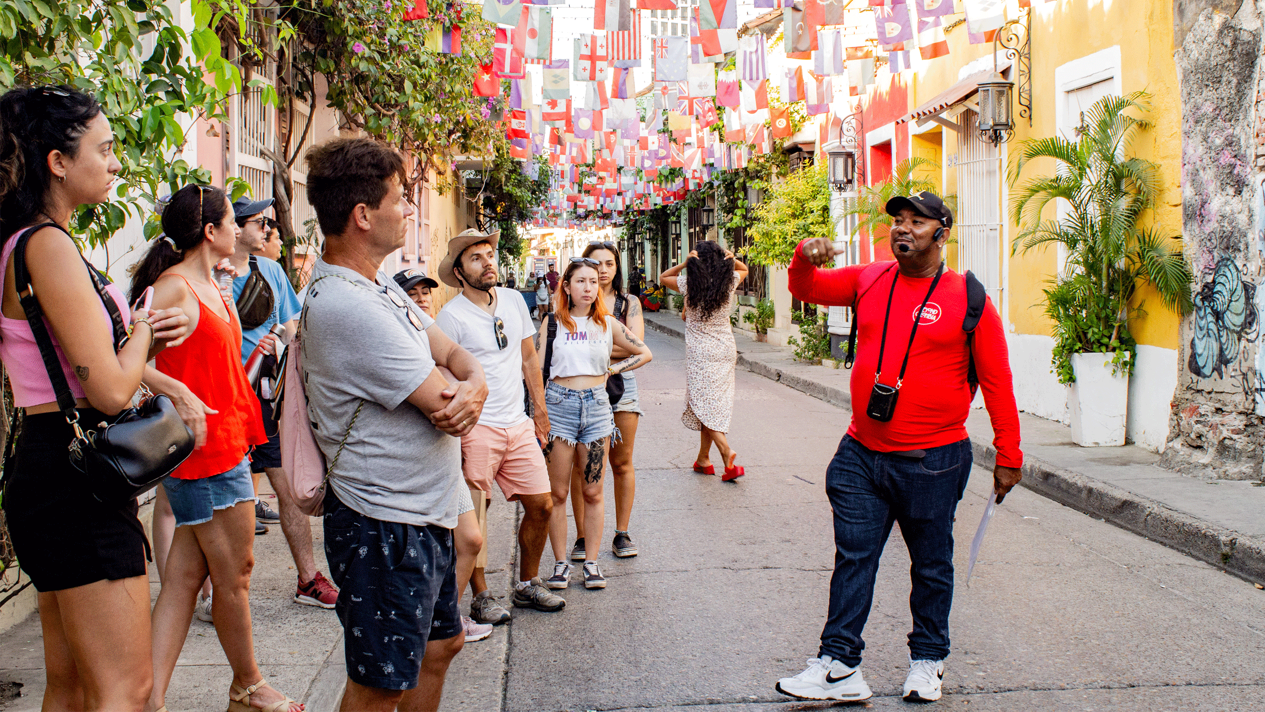 Turistas en Barrio Getsemaní