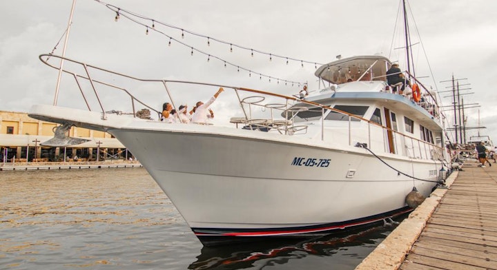 Crucero al Atardecer