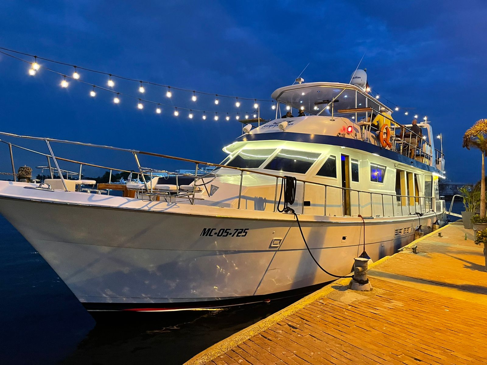 Crucero en el muelle