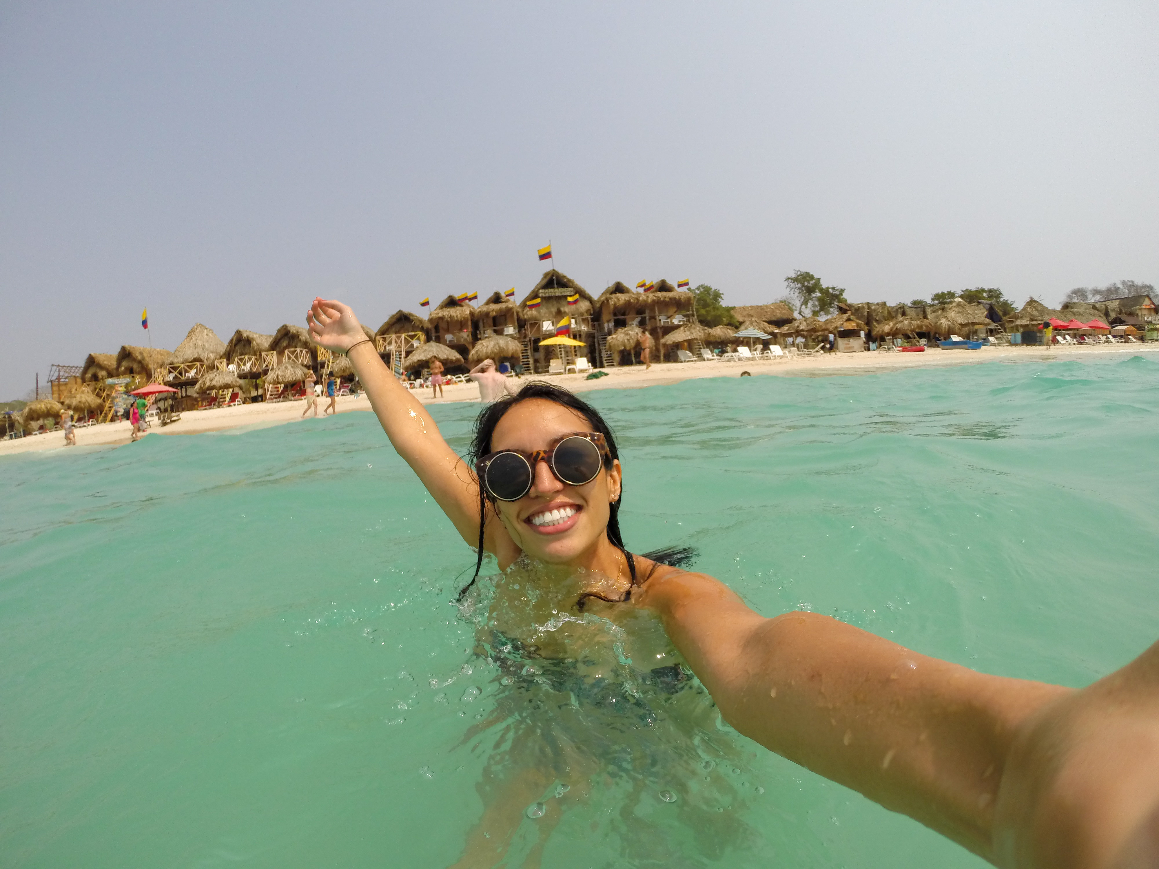 Mujer en Playa Blanca
