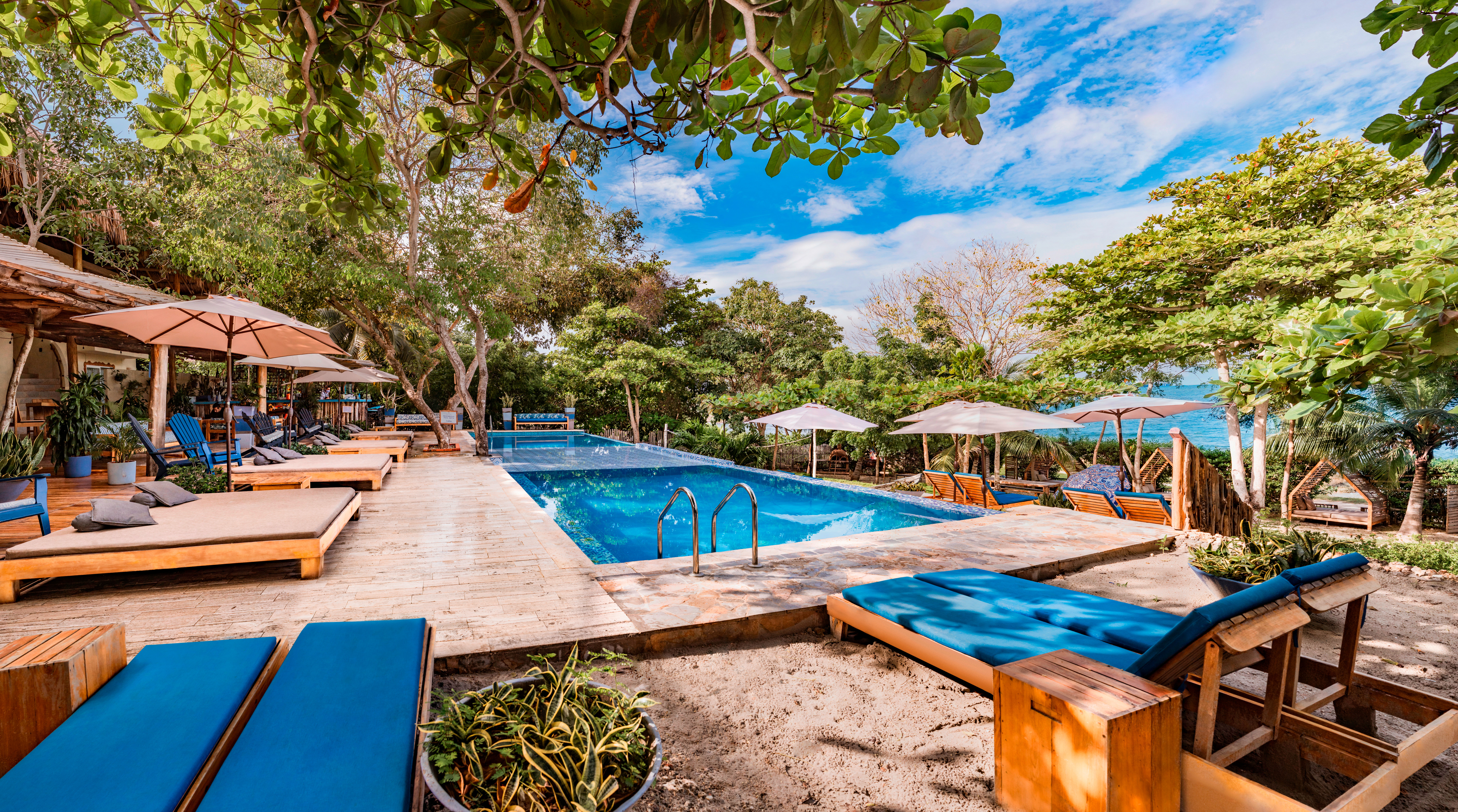 Piscina en Blue Apple Beach