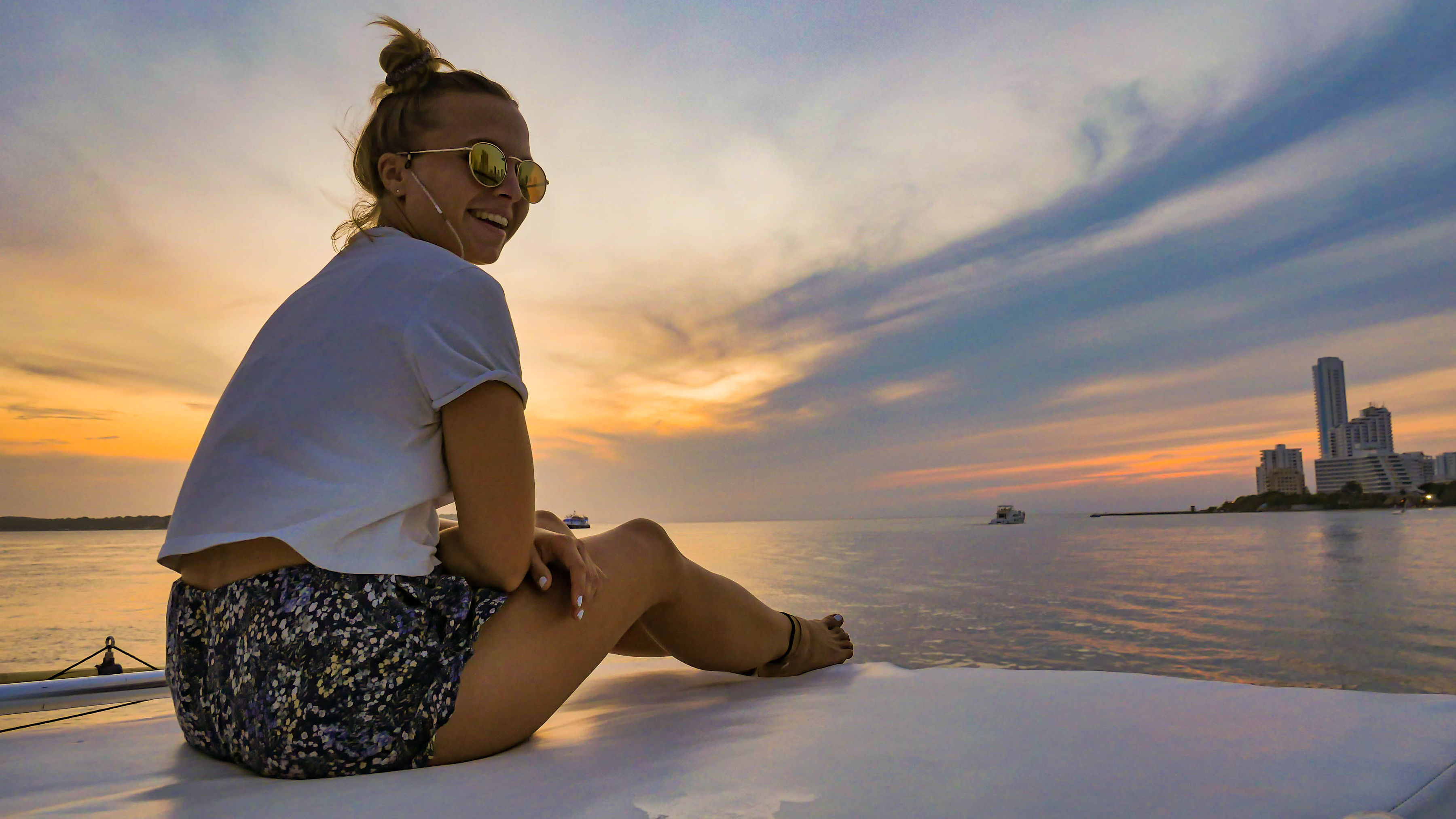 Atardecer en Cartagena en Bote Deportivo