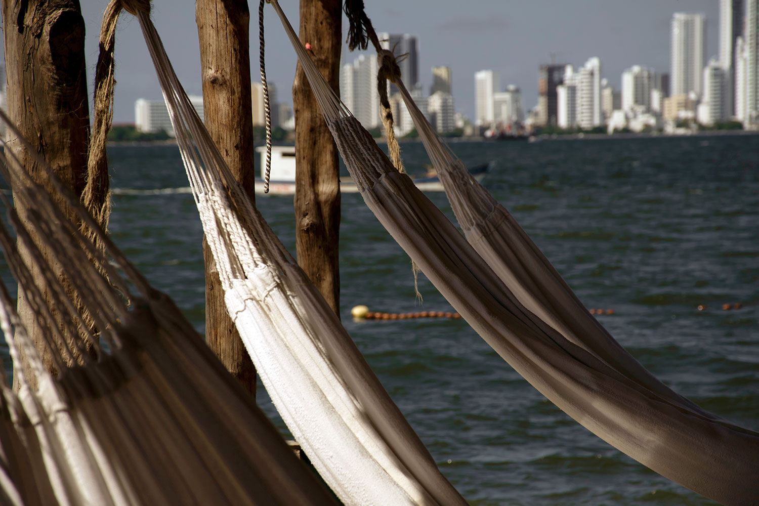 Hamacas en isla Tierra Bomba