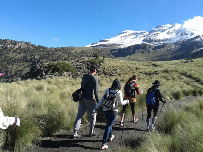 Trekking Volcanes