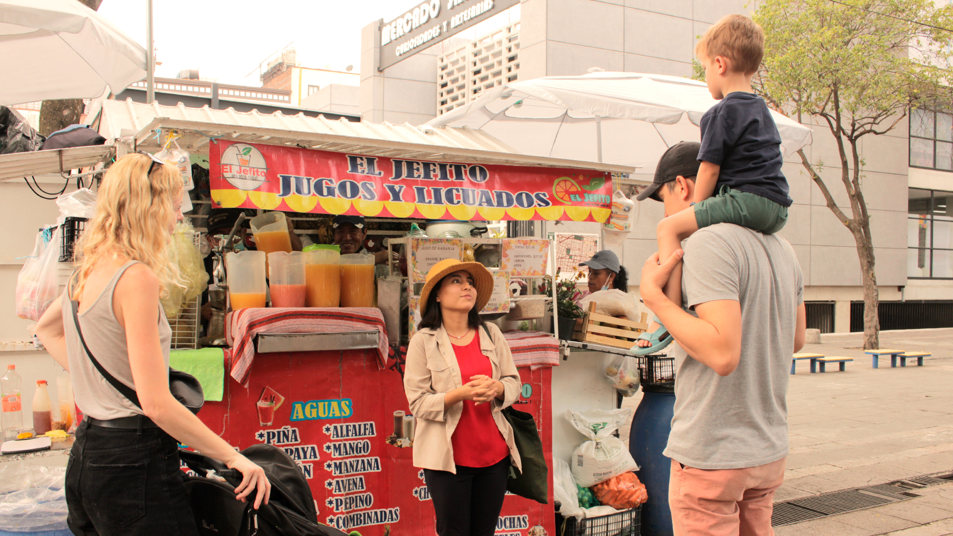 Familia en tour gastronómico