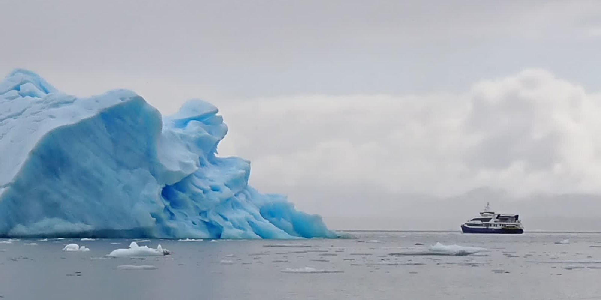 Témpano en Glaciar San Rafael