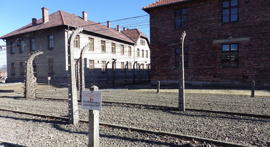 Entrada Campo de Concentración Auschwitz