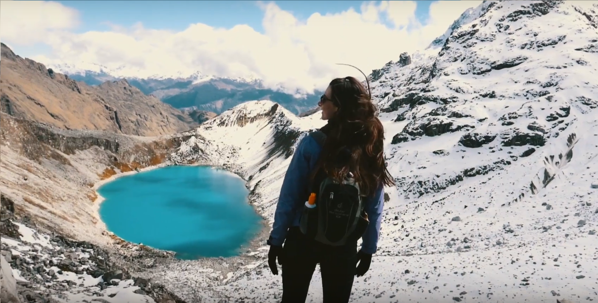 Laguna Humantay en el camino a Machu Picchu