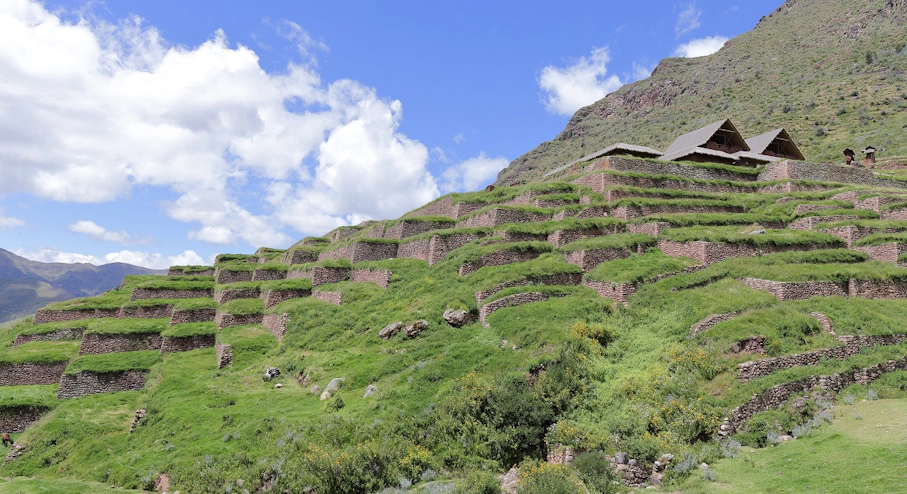 Trekking Huchuy Qosqo a Machu Picchu (2 días) en Cusco & Machu Picchu Monte Huchuy Qosqo