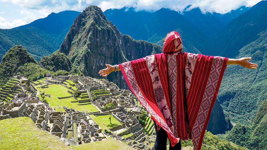 Vista hacia Machu Picchu