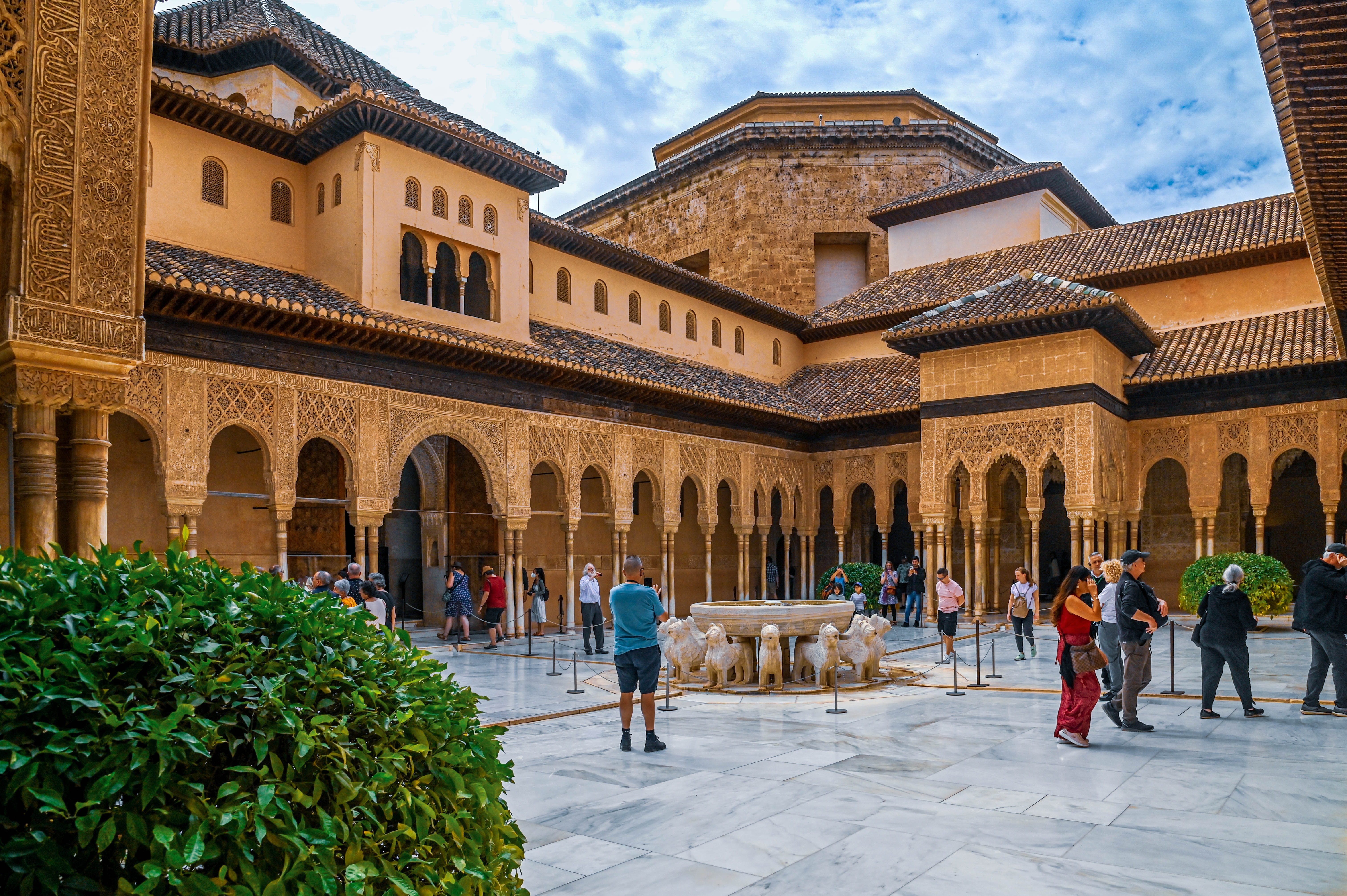 Visita Guiada a Alhambra y Palacios Nazaríes