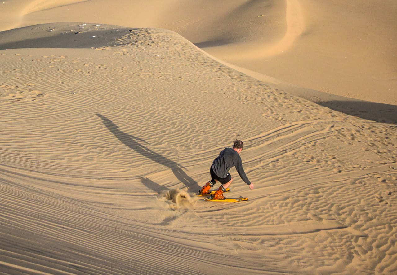 Sand skiing