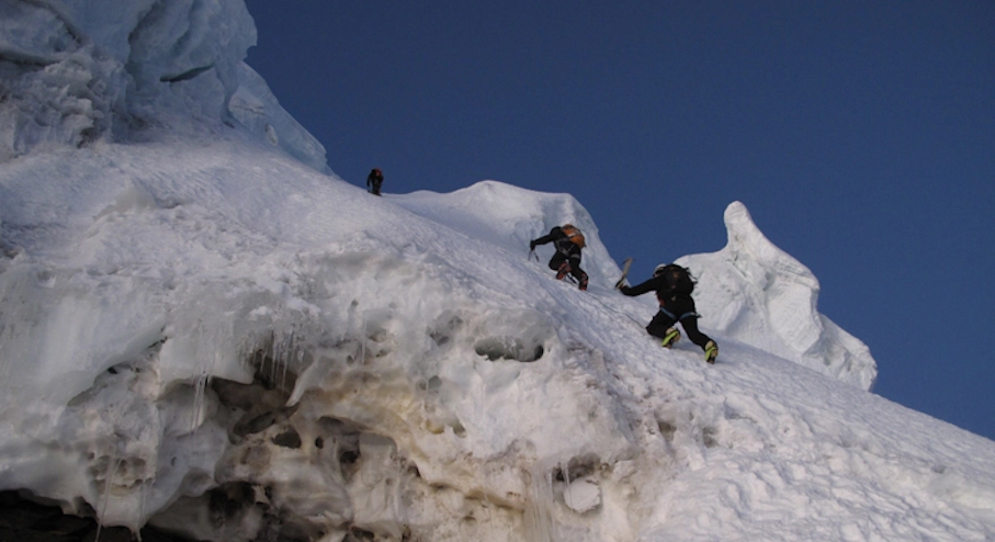 Ascenso Montaña Alpamayo (6 días) Monañismo en Huaraz