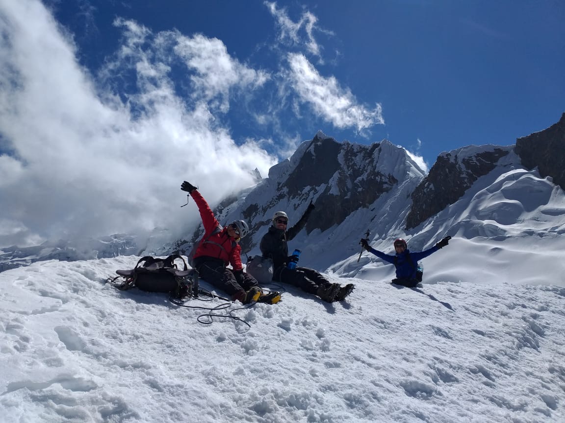 En la cima del nevado Mateo