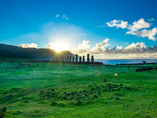 Imagen Amanecer en Tongariki en Isla de Pascua Tongariki