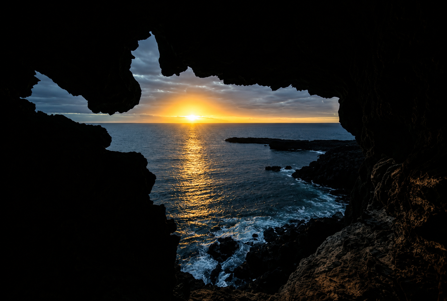 Rapa Nui Caves Trek