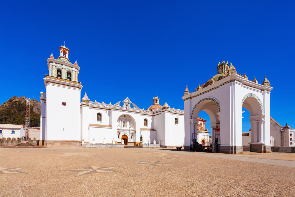 Basílica nuestra señora de Copacabana en Bolivia