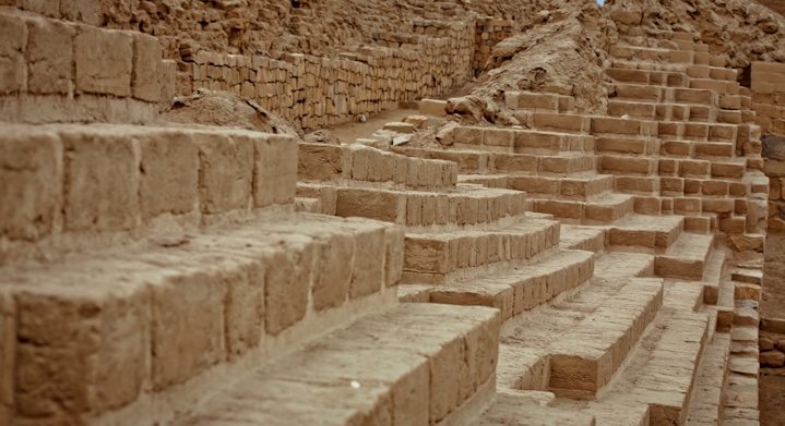 ruínas escadas Pachacamac