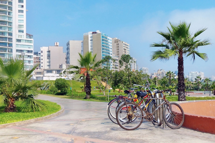 Bicicletas en Miraflores Lima