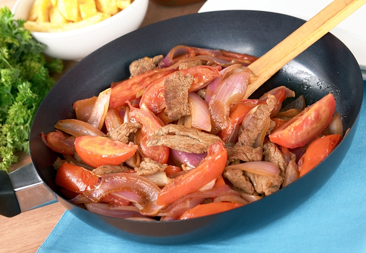 Lomo saltado