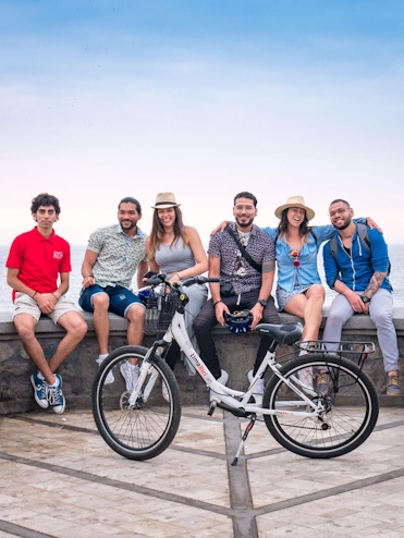 Tour Bohemio y Playa en Bicicleta