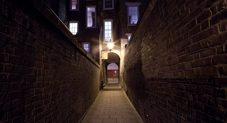 Free Tour Jack el Destripador Callejón oscuro