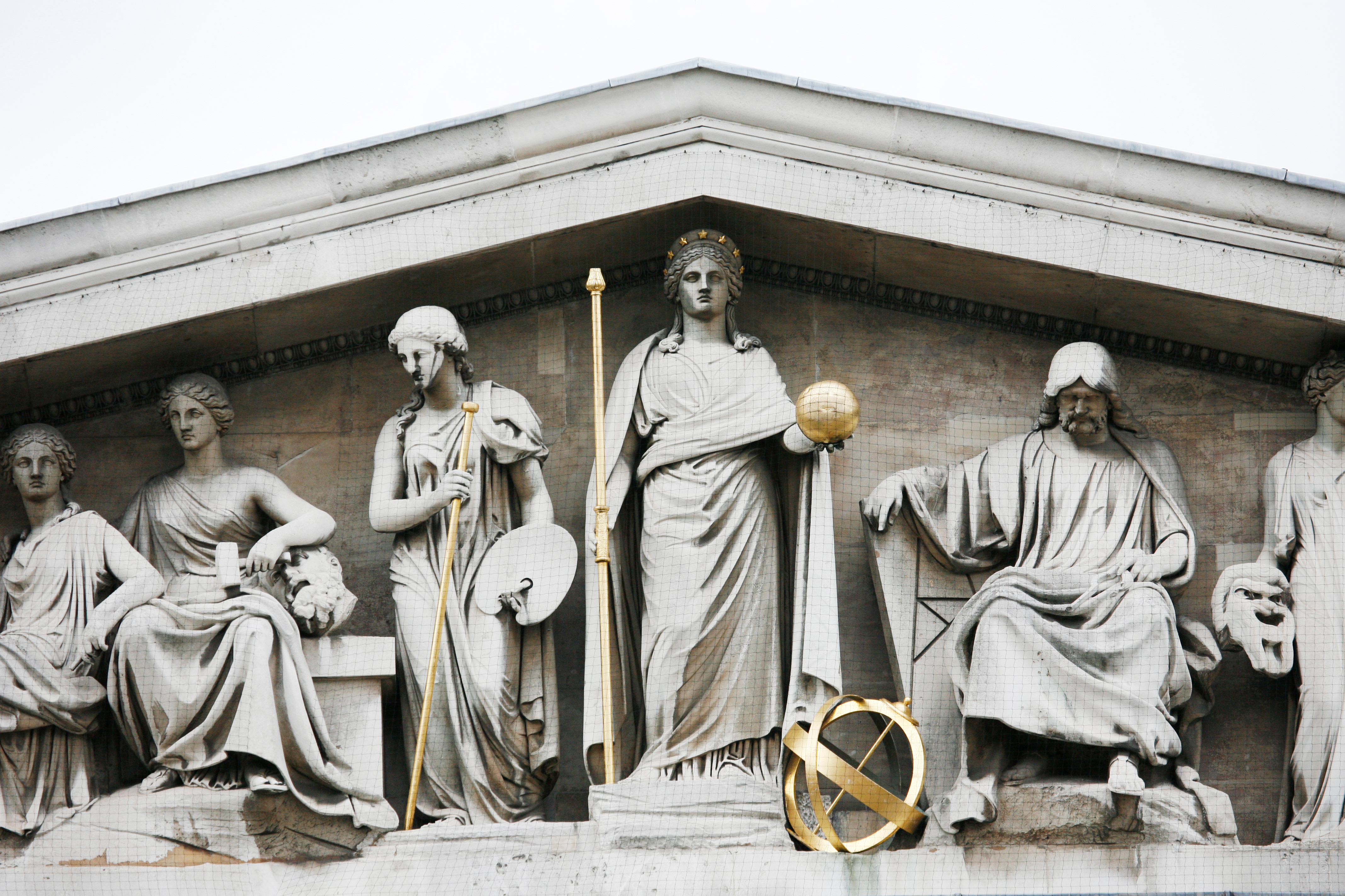 Escultura frontal en el museo Británico
