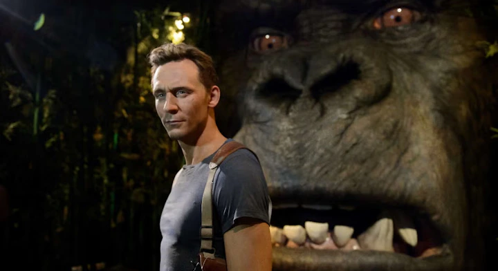 Escultura de Tom Hiddleston