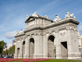 Imagen Free Tour Madrid Imprescindible en Madrid Puerta de Alcalá