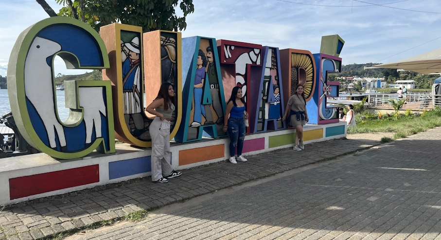 Foto Pack de 3 días en Medellín Guatapé