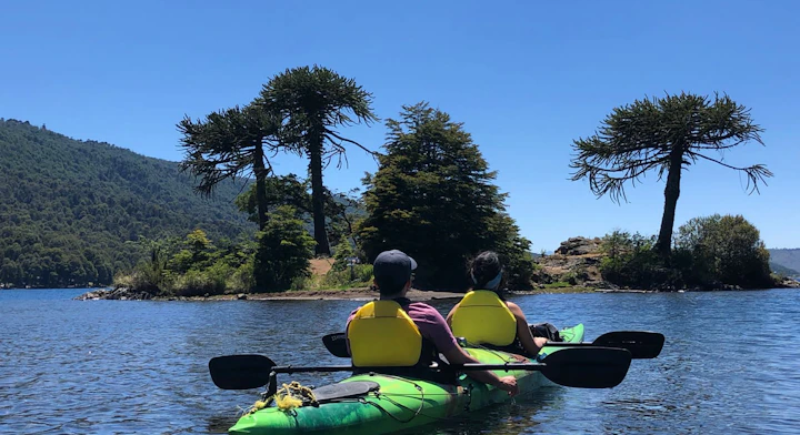 Kayak en Laguna Icalma