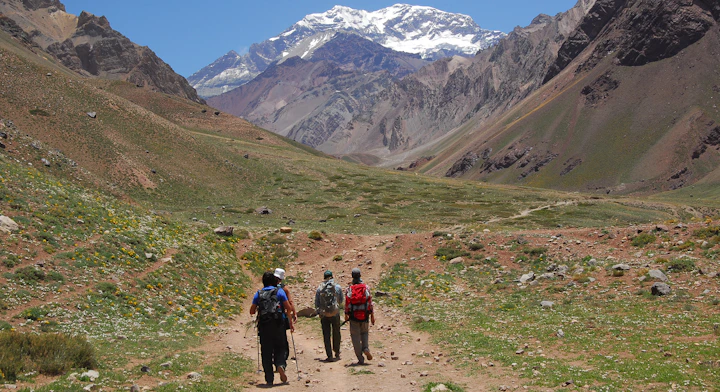 Personas en la montaña