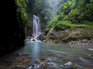 Cataratas El Tigre Persona en Cataratas El Tigre