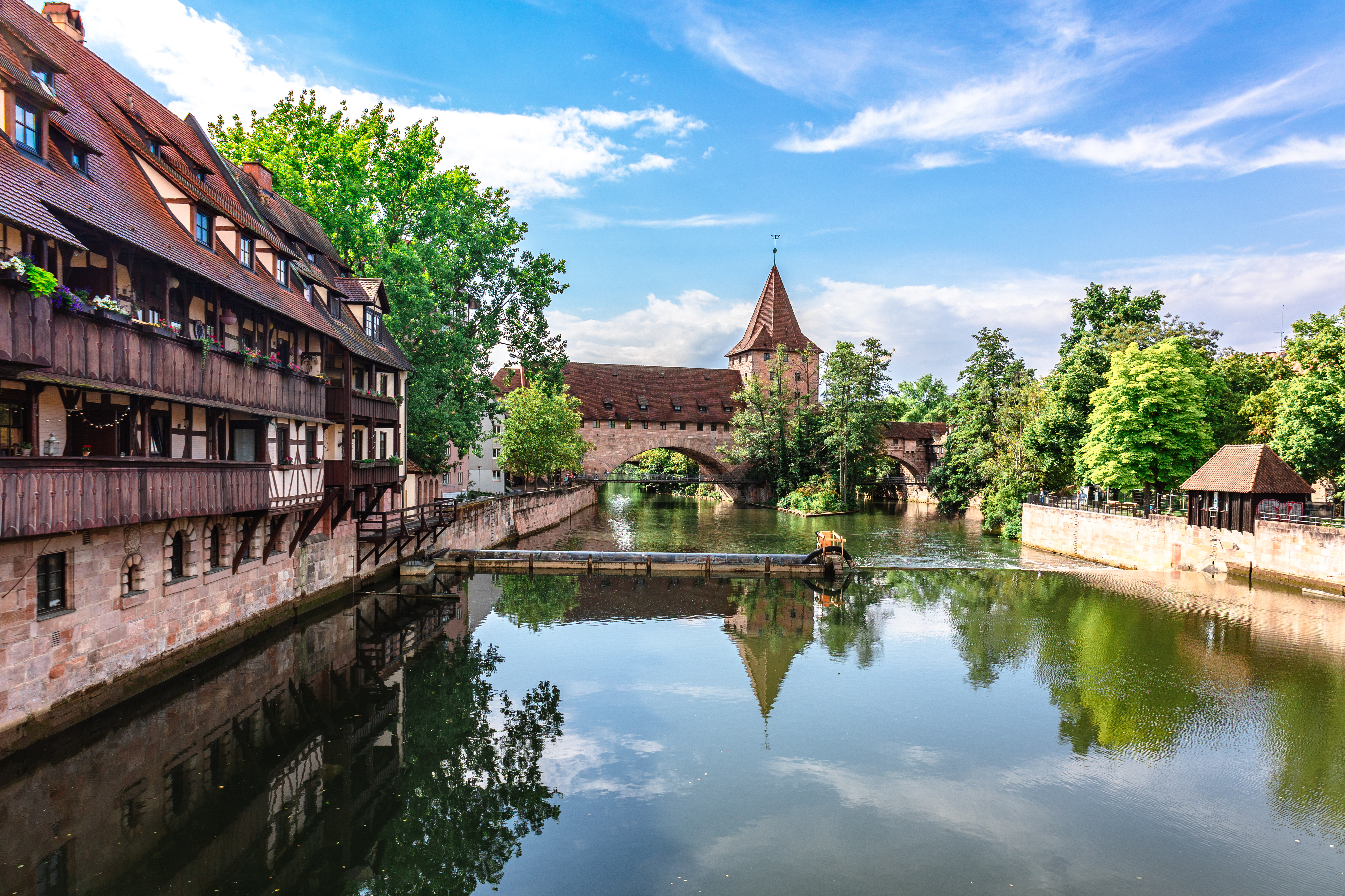 Puente del Museo sobre el río Pegnitz