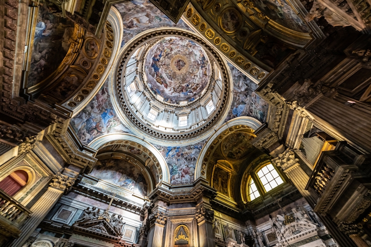 Interior de la Catedral de Nápoles