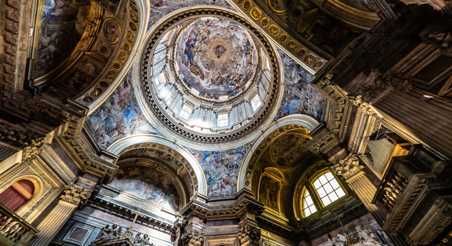 Interior de la Catedral de Nápoles