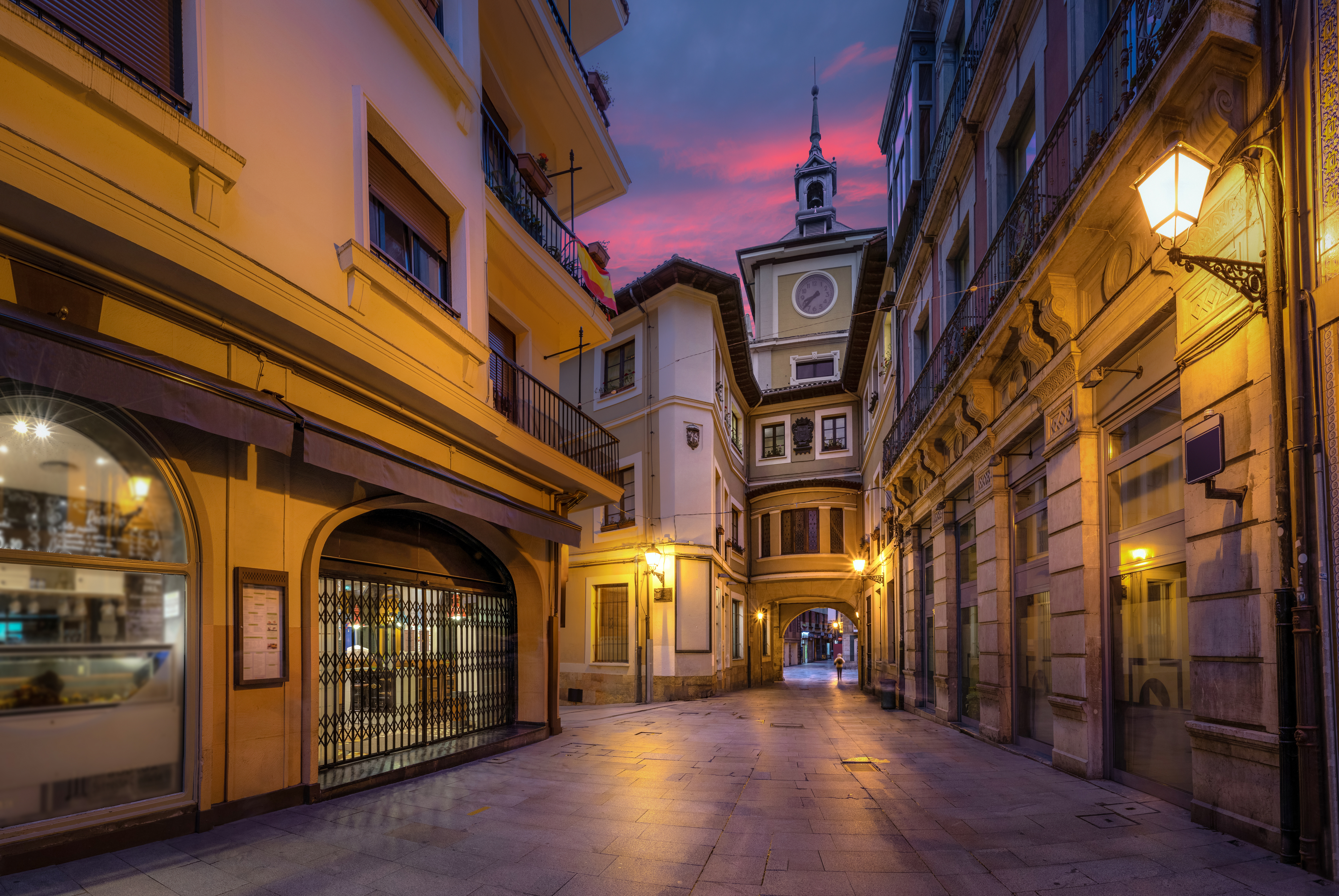 Oviedo nocturno