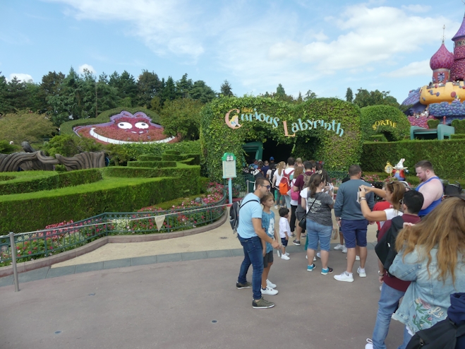 Entrada a atracción en Disneyland®  París