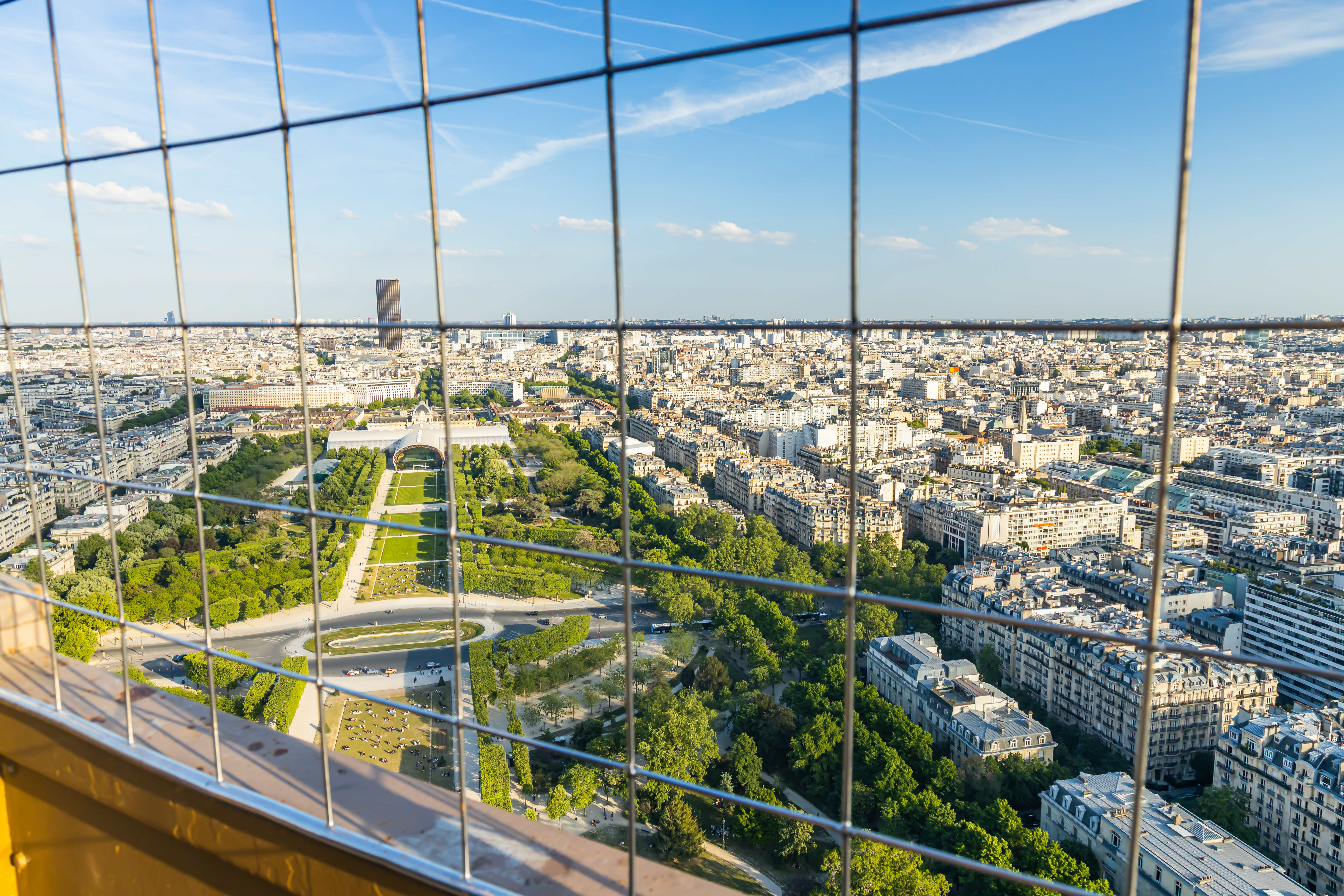 Vista desde el interior de la Torre Eiffel