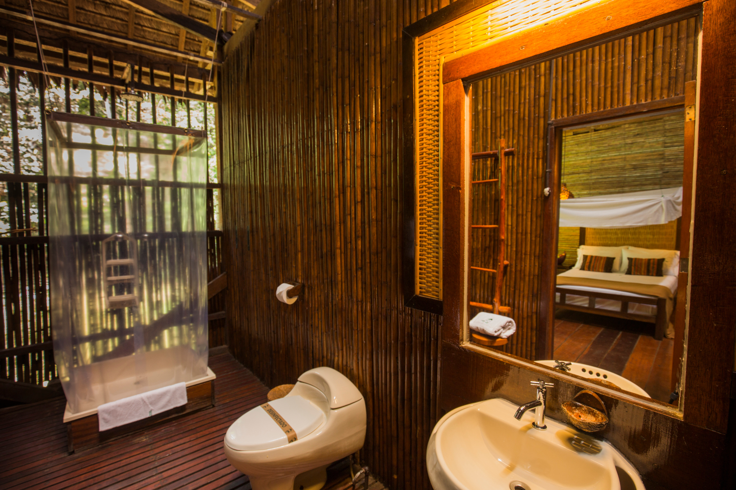 Baño Refugio Amazonas